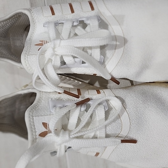 Adidas Womens NMD Cream Rose Gold Size 7 - Picture 6 of 11